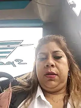 Snapshot of Laura-Hernandez chatting on 22, 2, 2025 Laura-Hernandez online show from 22, 2, 2025
