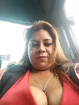 Snapshot of Laura-Hernandez chatting on 15, 3, 2025 Laura-Hernandez online show from 15, 3, 2025