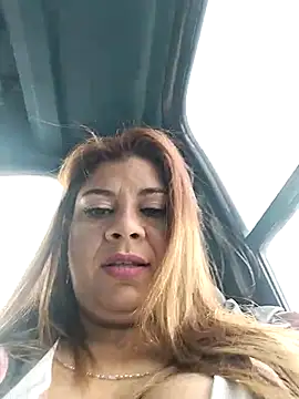 Snapshot of Laura-Hernandez chatting on 17, 3, 2025 Laura-Hernandez online show from 17, 3, 2025