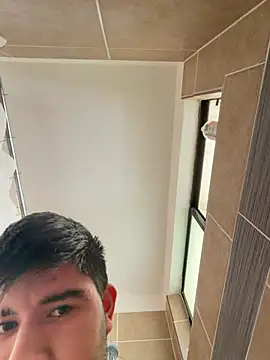 Snapshot of Yann_18 chatting on 6, 2, 2026 Yann 18 online show from 6, 2, 2026