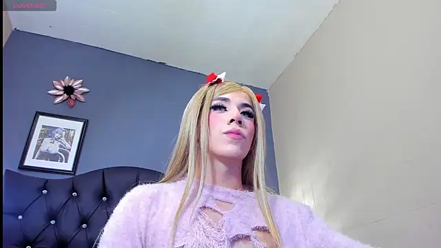 Snapshot of Kenia_Fox chatting on 27, 1, 2025 Kenia Fox online show from 27, 1, 2025