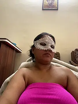 kamayanisingh24 online show from 1, 2, 2025