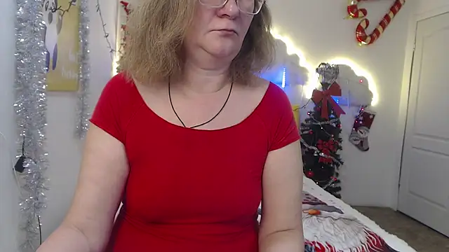 HolyMilfa online show from 11, 12, 2024