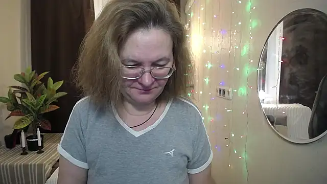 HolyMilfa online show from 26, 1, 2025