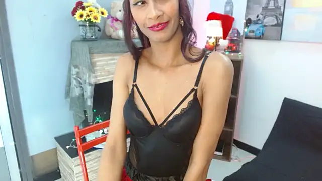 Snapshot of shantal_ray4 chatting on 31, 12, 2024 shantal ray4 online show from 31, 12, 2024