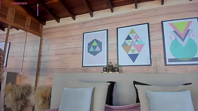 AriaFoster online show from 13, 3, 2026