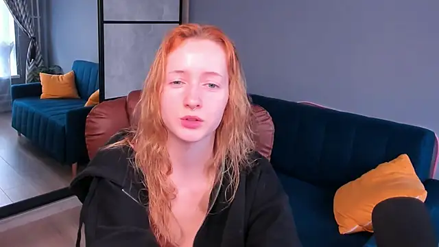 Snapshot of OddlyFamiliar chatting on 30, 1, 2025 OddlyFamiliar online show from 30, 1, 2025