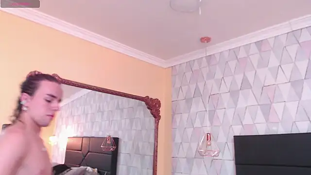 Snapshot of JustinePerry chatting on 1, 2, 2025 JustinePerry online show from 1, 2, 2025