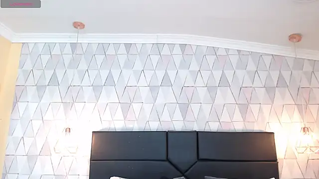 Snapshot of JustinePerry chatting on 13, 2, 2025 JustinePerry online show from 13, 2, 2025