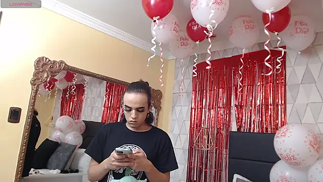 Snapshot of JustinePerry chatting on 16, 2, 2025 JustinePerry online show from 16, 2, 2025