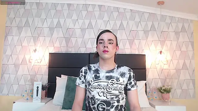 Snapshot of JustinePerry chatting on 15, 9, 2025 JustinePerry online show from 15, 9, 2025