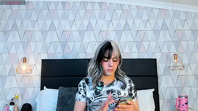 Snapshot of JustinePerry chatting on 26, 11, 2025 JustinePerry online show from 26, 11, 2025