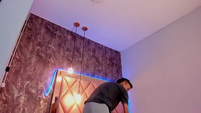 megan 100 online show from 1, 3, 2025