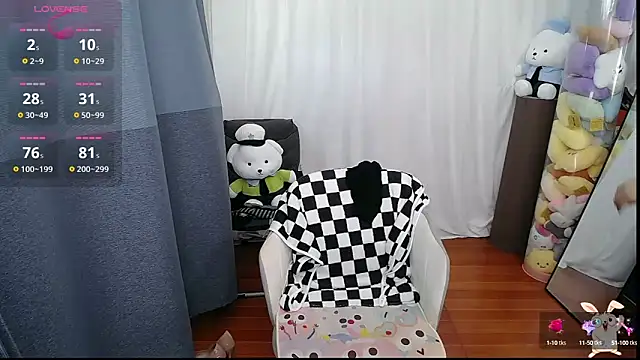 Snapshot of CN-Doudou chatting on 12, 9, 2025 CN-Doudou online show from 12, 9, 2025