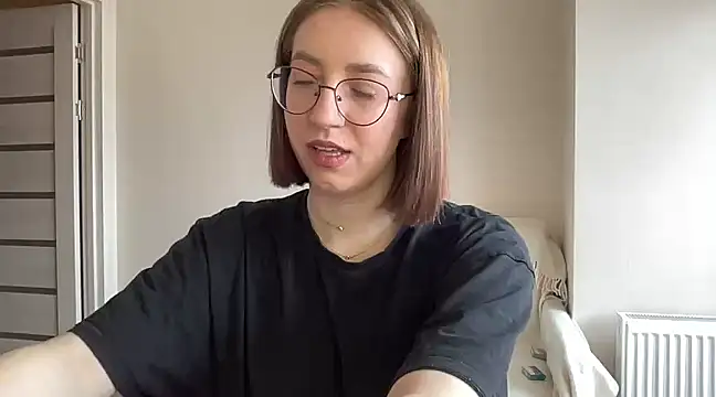 Snapshot of liins_wet chatting on 13, 1, 2025 liins wet online show from 13, 1, 2025