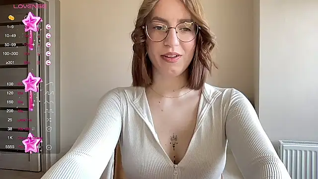 Snapshot of liins_wet chatting on 28, 2, 2025 liins wet online show from 28, 2, 2025