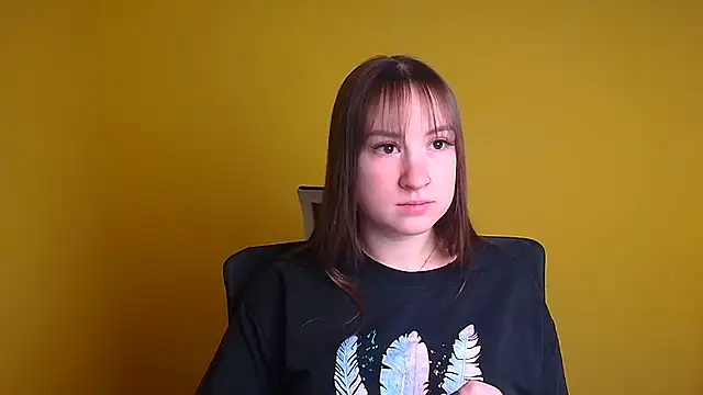 Evelina GG online show from 1, 2, 2025