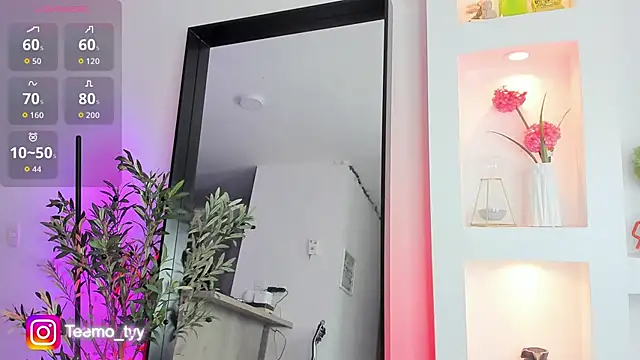 Snapshot of teemotwink chatting on 10, 2, 2026 teemotwink online show from 10, 2, 2026