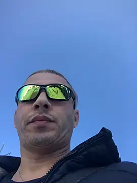 Lovely milk online show from 28, 2, 2025