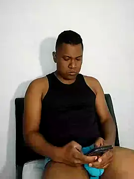 Snapshot of latinblack01 chatting on 27, 1, 2025 latinblack01 online show from 27, 1, 2025