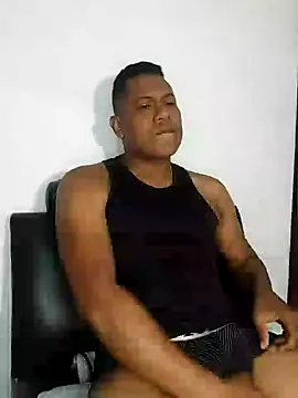 latinblack01 online show from 29, 1, 2025