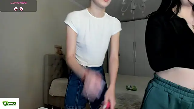 Snapshot of mitimisimi chatting on 11, 2, 2025 mitimisimi online show from 11, 2, 2025