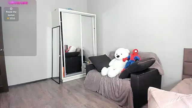 Aurelia kato online show from 31, 3, 2026