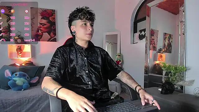 ZuryRamirez  online show from 26, 11, 2025