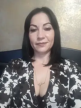 FireLily332 online show from 17, 1, 2025