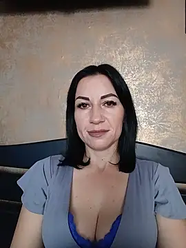 FireLily332 online show from 2, 2, 2025