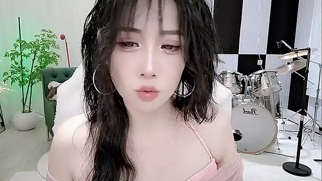 Vaness-a online show from 7, 10, 2025