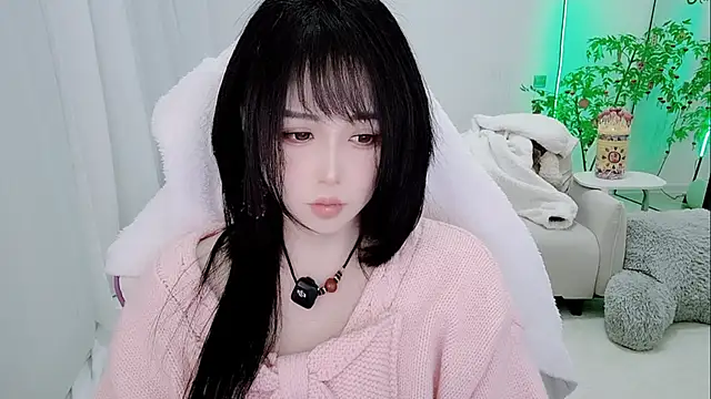 Snapshot of Vaness-a chatting on 7, 2, 2026 Vaness-a online show from 7, 2, 2026