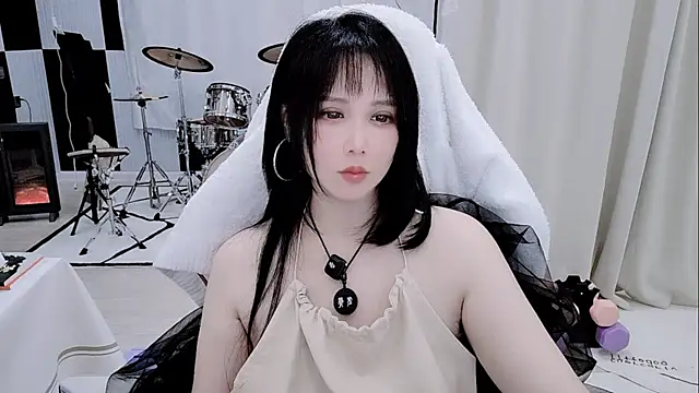 Vaness-a online show from 4, 4, 2026