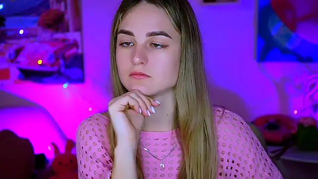 DeboraLarson online show from 15, 2, 2025