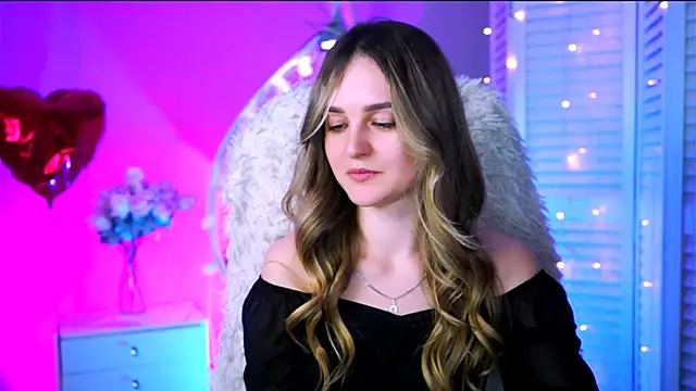 DeboraLarson online show from 2, 3, 2025