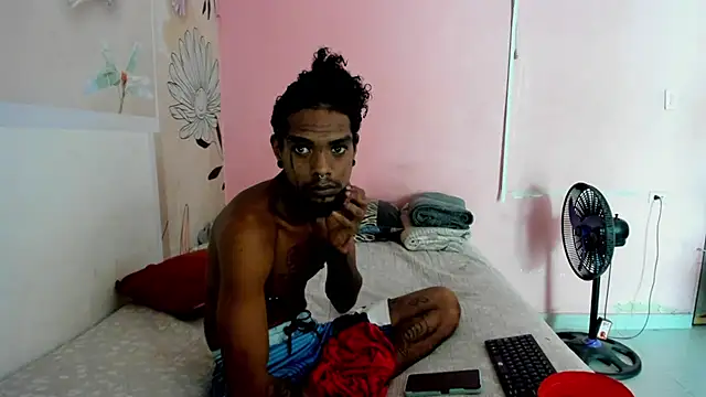 Snapshot of bigblackhotx1 chatting on 1, 6, 2026 bigblackhotx1 online show from 1, 6, 2026