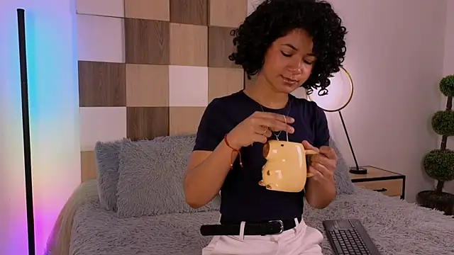 Adele Carter  online show from 7, 11, 2025