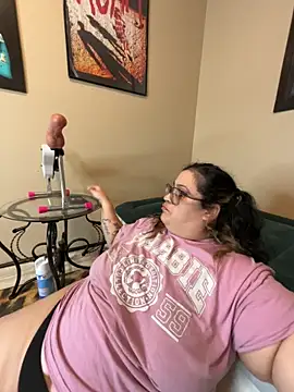 tillymarie34 online show from 14, 4, 2026