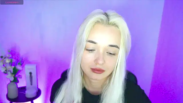 Snapshot of Ashley_S chatting on 23, 7, 2026 Ashley S online show from 23, 7, 2026