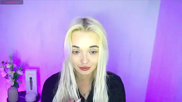 Snapshot of Ashley_S chatting on 24, 7, 2026 Ashley S online show from 24, 7, 2026