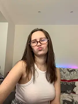 HotCaramellsTV online show from 5, 12, 2024