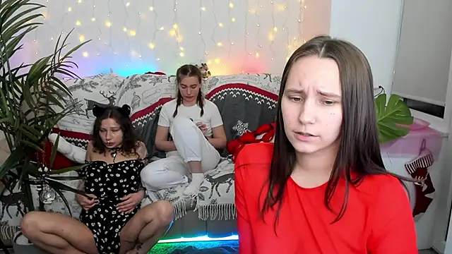 HotCaramellsTV online show from 26, 12, 2024