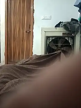 pintuS40 online show from 19, 10, 2025