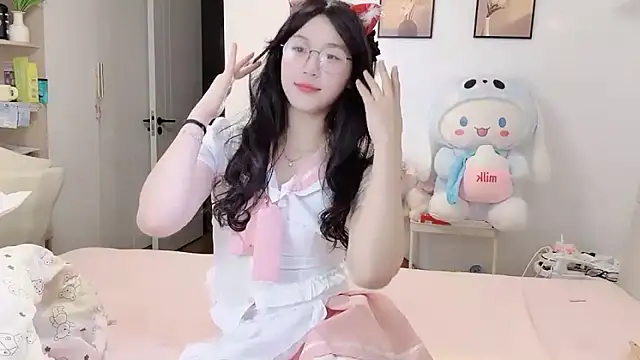 Luminous163 online show from 5, 11, 2025