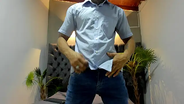 Snapshot of Salomon_koude chatting on 9, 7, 2026 Salomon koude online show from 9, 7, 2026