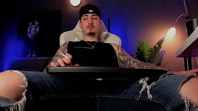 uptomatty online show from 25, 5, 2026