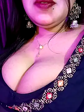 Snapshot of Suhanakhan00 chatting on 26, 12, 2024 Suhanakhan00 online show from 26, 12, 2024