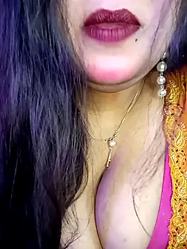 Snapshot of Suhanakhan00 chatting on 26, 2, 2025 Suhanakhan00 online show from 26, 2, 2025