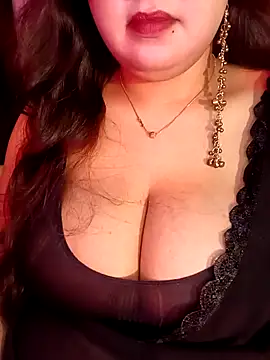 Snapshot of Suhanakhan00 chatting on 25, 6, 2026 Suhanakhan00 online show from 25, 6, 2026