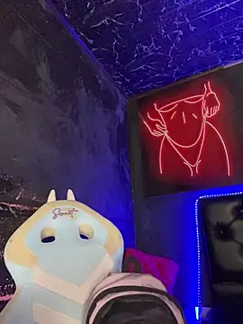 Sophie LS online show from 25, 10, 2025